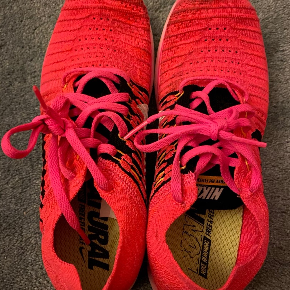 Nike free flyknit 8.5